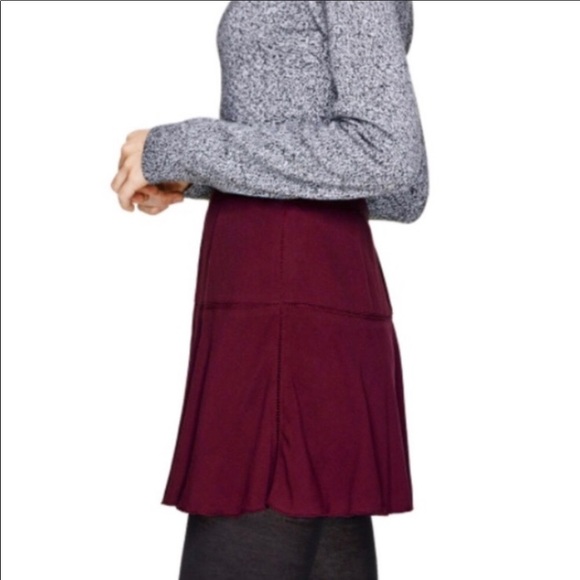 Aritzia Sunday Best Burgundy Zelda Mini Skirt - Picture 2 of 8